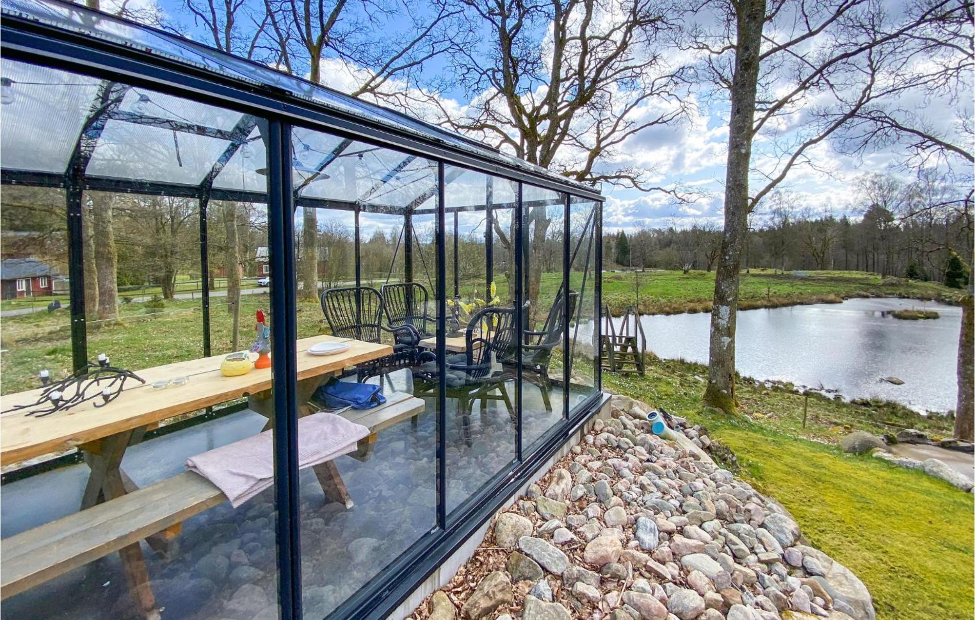Awesome Home In Aetran With Lake View Atran Buitenkant foto